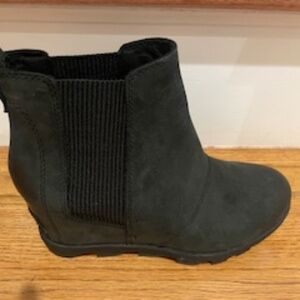Sorel Joan of Arctic Women's Black Wedge II Chelsea Ankle Boots Size 7.5